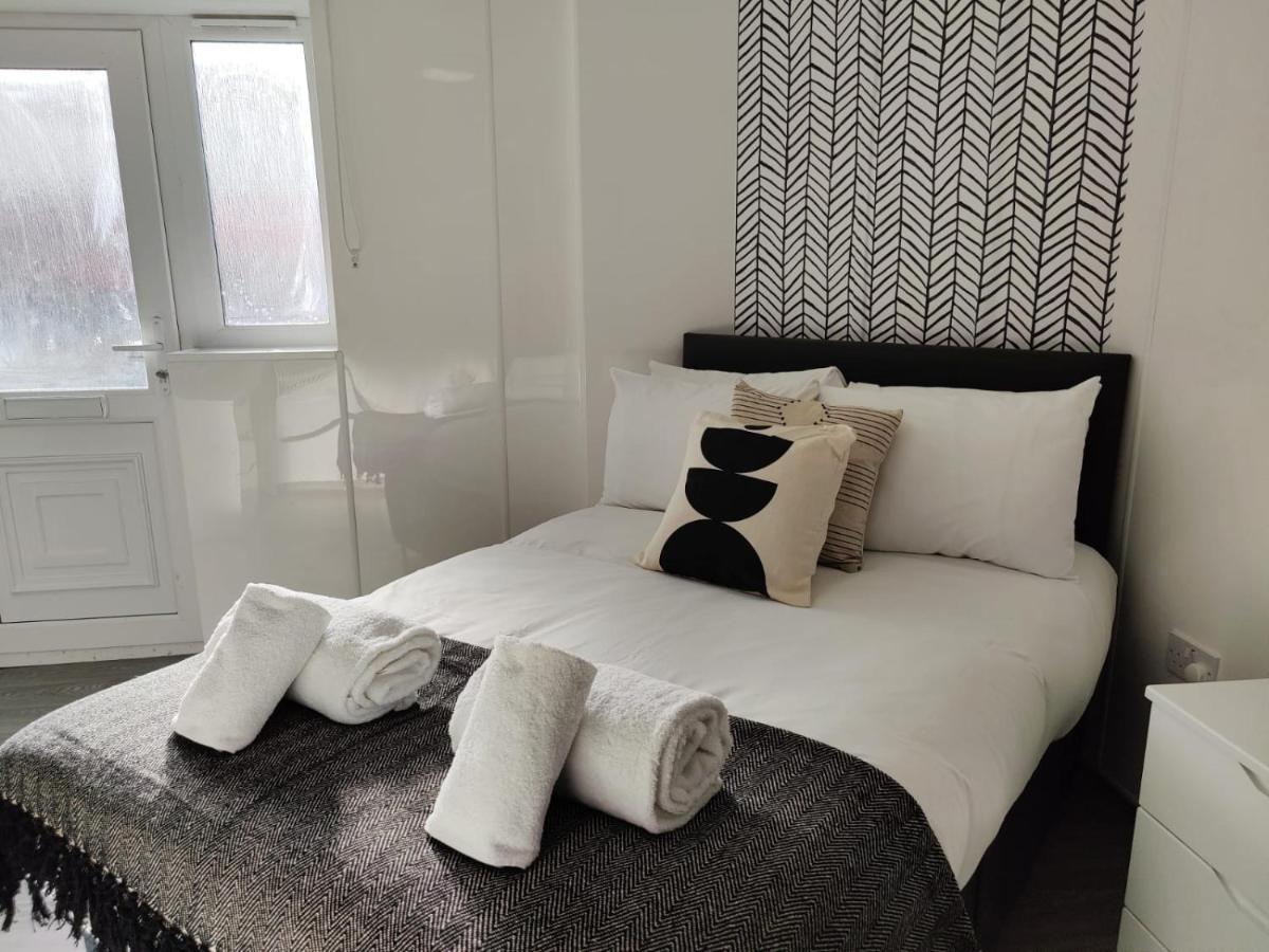 Double Ensuite Rooms 斯旺西 外观 照片